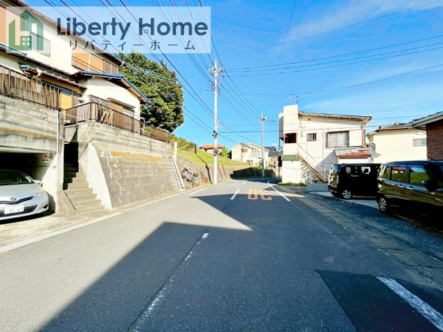 取手市台宿２丁目24-1期　新築戸建　1号棟の前面道路含む現地写真