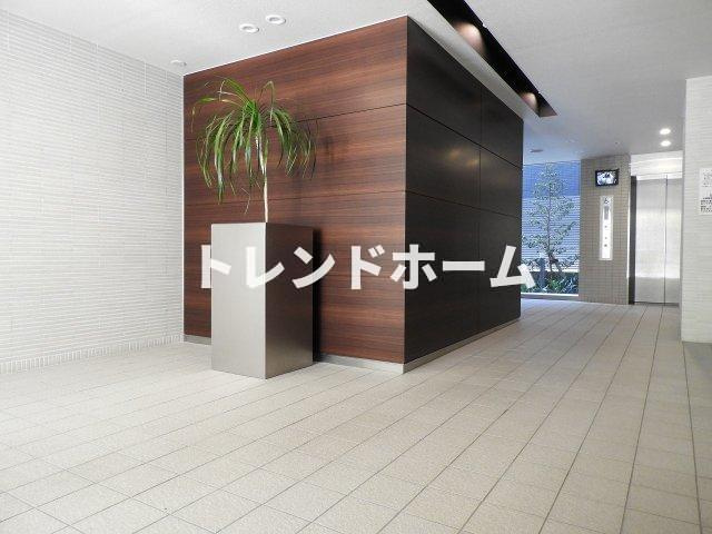 サンアルカスのエントランス|選べる家電プランあり！！