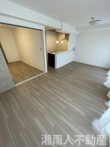 リフォーム済み！　ダイアパレス茅ヶ崎鶴嶺の居間・リビング|おしゃれな居間です