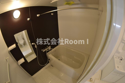 【浴室】 | RSQUARE東天満 | 落ち着いた空間のお風呂です