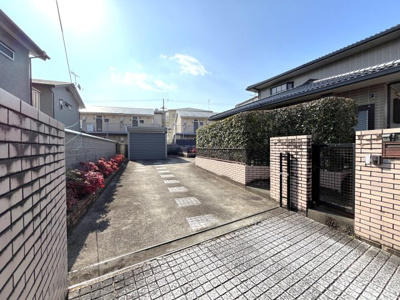 【前面道路含む現地写真】 | 中古一戸建　高知市南元町