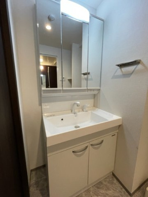 【独立洗面台】 | SUMMIT南森町