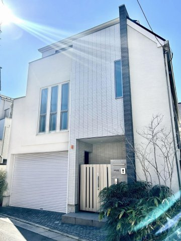 【外観】 | 2026年1月10日撮影
ご自宅から現地まで、当社スタッフがお車にて、「お迎え・お送り」をしております。ぜひお気軽にお問い合わせくださいませ♪