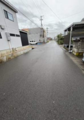 【前面道路含む現地写真】