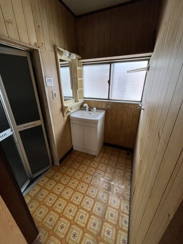 【独立洗面台】