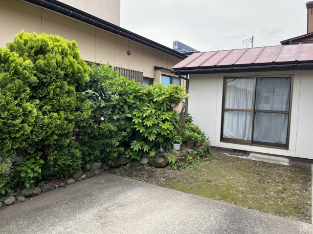 detached 門田町大字日吉字丑渕