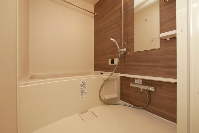 シャテーニュ上本町の浴室
