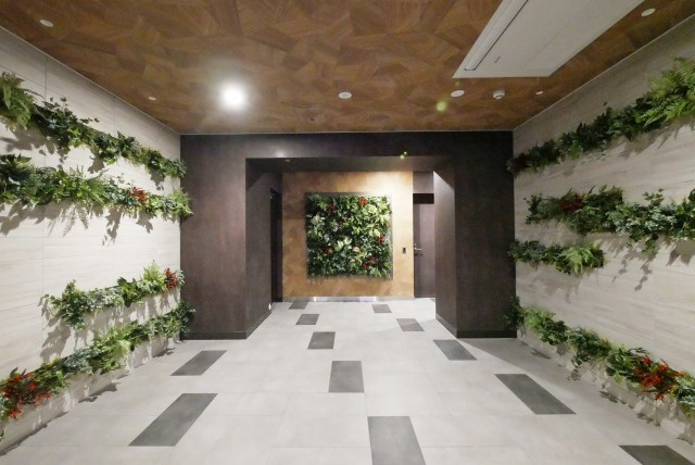 シャテーニュ上本町のロビー