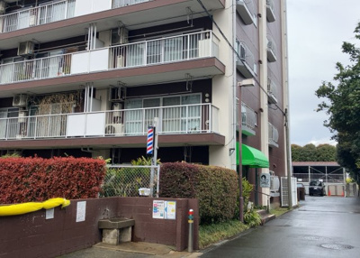 【外観】 | ルネ東林間 | 隣家の土地はどうなっているのか、生活利便施設が近くにあるのか、学校まで近いかなど、お客様のライフスタイルにあわせたイメージが重要です。また、近くにあると困る施設が近くにないかも確認するといいでしょう。