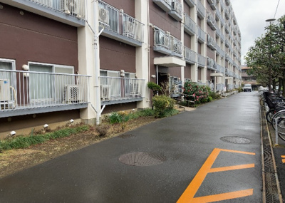 【内装】 | ルネ東林間 | 共用部分は、一棟の建物に住む区分所有者全員が共同で所有するとし、共用部分の管理、補修などは、区分所有者で形成される管理組合が行います。個人の判断で勝手に変更することはできませんので覚えておきましょう。