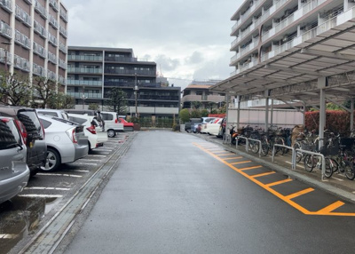 【展望】 | ルネ東林間 | 景色重視でお家選ぶをするとスーパーが遠い！学校が遠い！など生活をするうえで利便性で困ることもあります。まず一度現地を見学する際に、周辺の施設などがあるかを確認し、暮らし始めた後のことを想像しましょう。