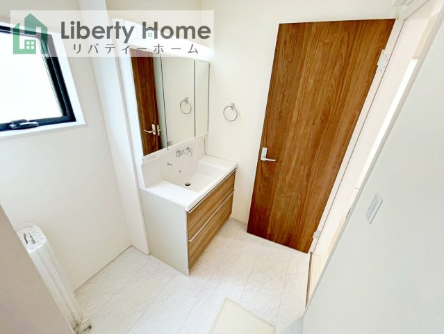 水戸市河和田町3期　新築戸建　2号棟の脱衣所