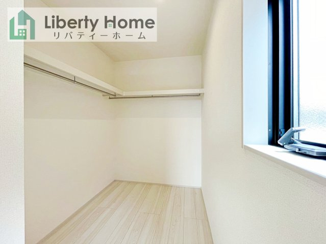 水戸市河和田町3期　新築戸建　2号棟の収納