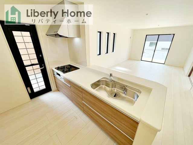 水戸市河和田町3期　新築戸建　2号棟のキッチン