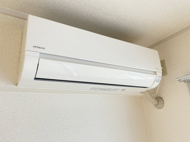 【設備】 | エアコンもついており年中快適に暮らせますね