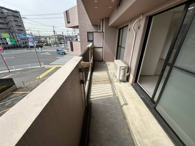 アイ旭のバルコニー|陽当たりの良い南面バルコニーでお洗濯物も良く乾きます。