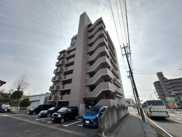 アイ旭の現況写真|敷地内に平面駐車場あり！