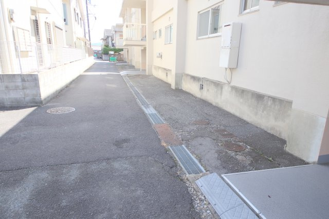 山口マンションの駐車場
