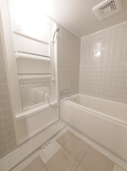 Ｎｓ２１やごとＢ棟の浴室