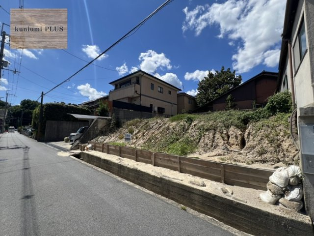 奈良県大和郡山市植槻町の前面道路含む現地写真