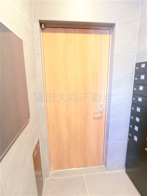 クレストコート池上のその他共用部分|曜日時間関係なくゴミ出し可能な敷地内ゴミ捨て場！