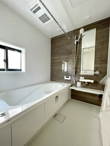 練馬区大泉町4丁目　新築分譲住宅全4棟の浴室|4号棟