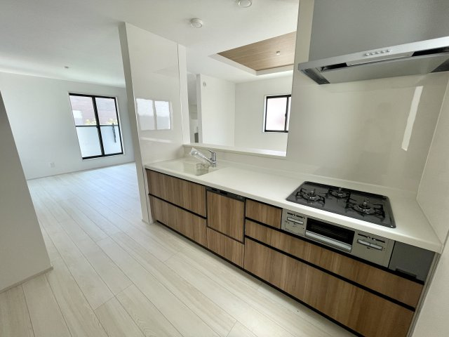 練馬区大泉町4丁目　新築分譲住宅全4棟のキッチン|4号棟