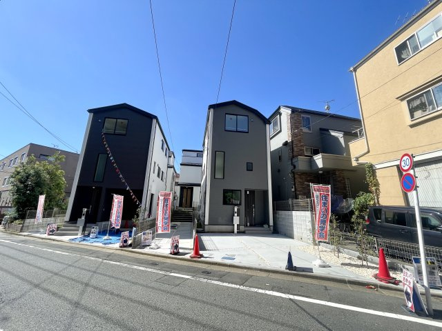 練馬区大泉町4丁目　新築分譲住宅全4棟