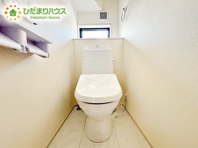 【トイレ】 | 笠間市中央第2　新築戸建 | トイレは1F、2F共に完備！取り合いになることがありませんね(^^)/