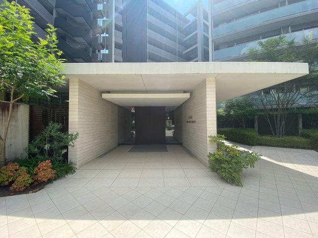 【エントランス】 | エスリード千里桃山台