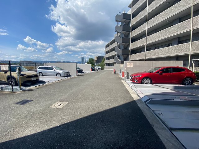 【駐車場】 | エスリード千里桃山台