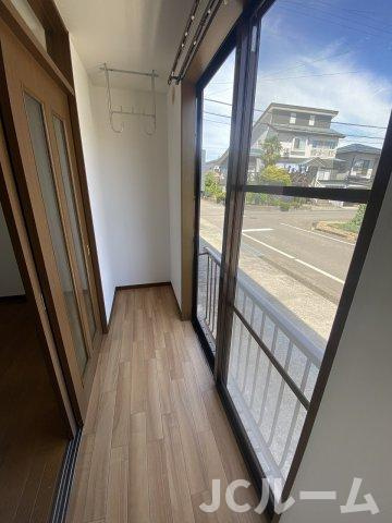 グリーンハイツ深山のバルコニー|同建物内、同間取りの別の部屋の写真です