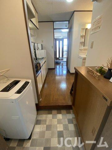 グリーンハイツ深山の玄関|同建物内、同間取りの別の部屋の写真です