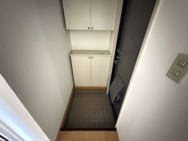 パークハイツC棟の玄関