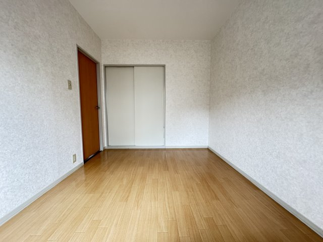 パークハイツC棟の洋室