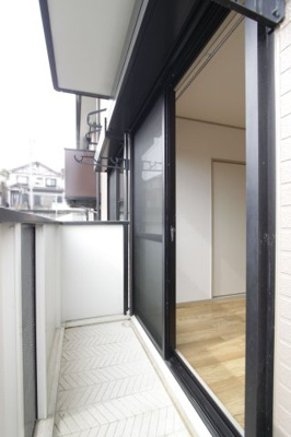 【バルコニー】 | ファミールイケダ