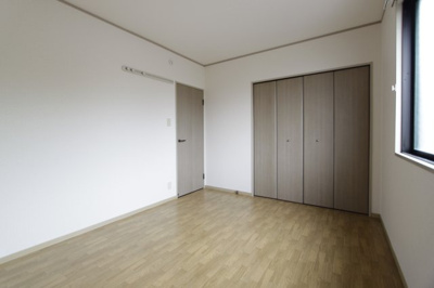 【寝室】 | ファミールイケダ