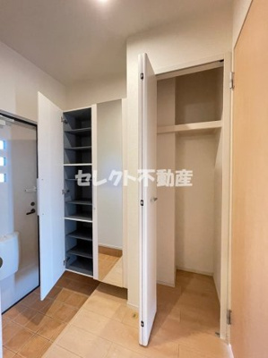 【玄関】 | エスポワール・ジェルメ　Ⅴ | きれいな玄関です