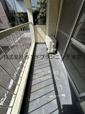 仲介手数料０円！ヴィレッヂ本願寺のバルコニー