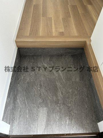 仲介手数料０円！ヴィレッヂ本願寺の玄関