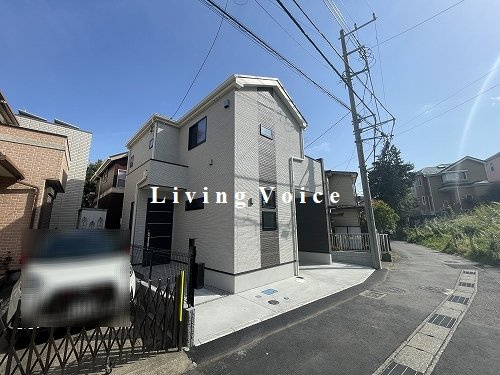 【前面道路含む現地写真】 | 【仲介手数料０円】藤沢市下土棚　新築一戸建て | 【仲介手数料０円】藤沢市下土棚　新築一戸建て