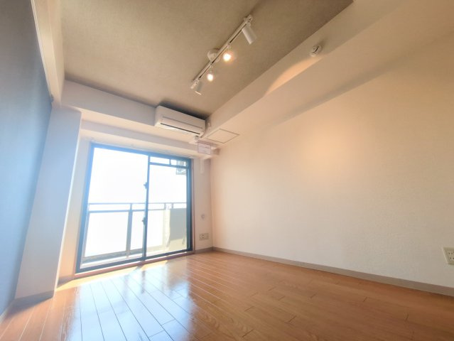 ラフィネパルクの居間・リビング