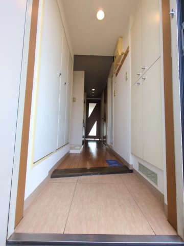 ラフィネパルクの玄関