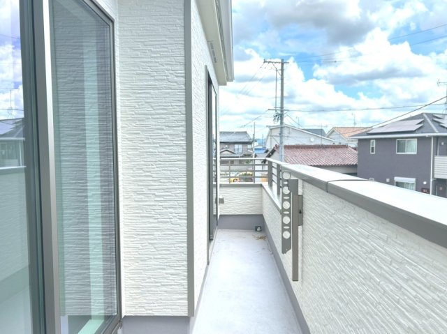 ハートフルタウン　丹羽郡扶桑町高木　全2区画分譲のバルコニー|バルコニーは南向きで洗濯物もよく乾きます！