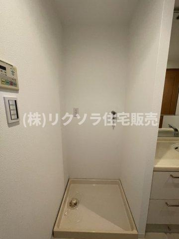 京阪東ローズタウン・ファインガーデンあゆみヶ丘D棟のランドリースペース|ドラム式も設置可能
■物件内覧・資金計画相談・住宅ローン相談、リフォーム相談、お問合せ受付中■
※当日・翌日のご内覧、ご相談はお電話でのお問合せがスムーズです！