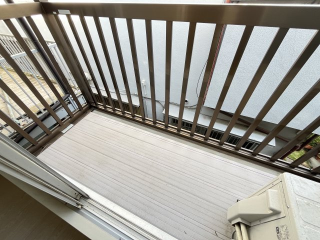 龍ハイツのバルコニー