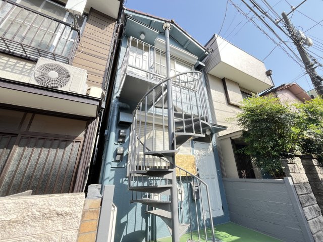 龍ハイツの外観