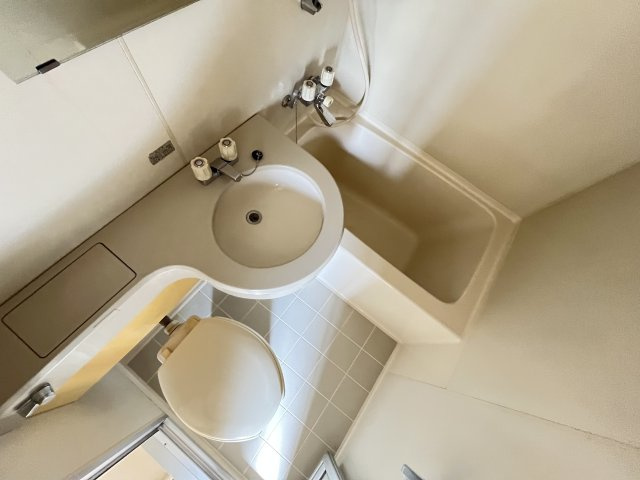 龍ハイツの浴室