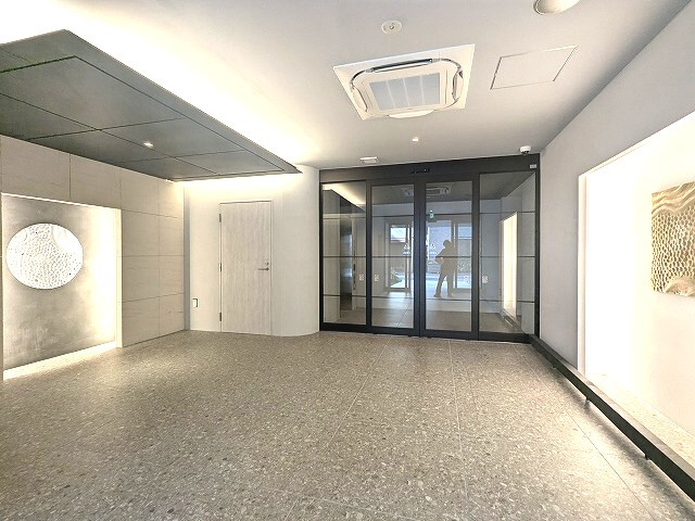 ワンルーフレジデンス新御徒町の設備|優雅なロビーです