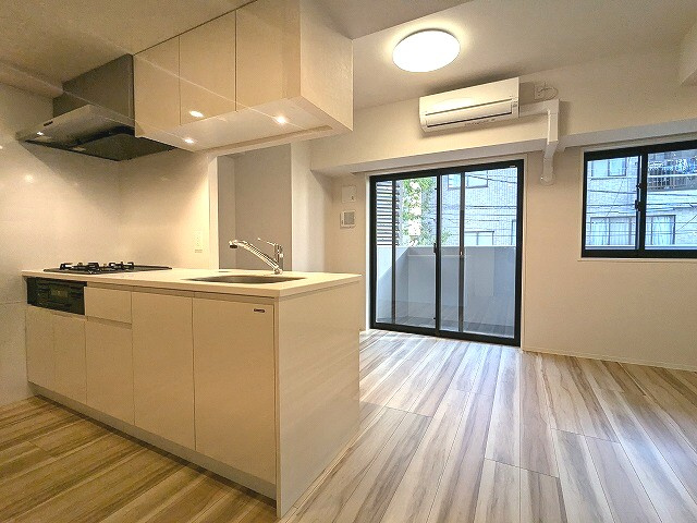 ワンルーフレジデンス新御徒町の設備|リビングエアコン付き